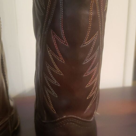 Gently Used Bronco Faux Leather Cowboy Boots Sz 10D main image 6